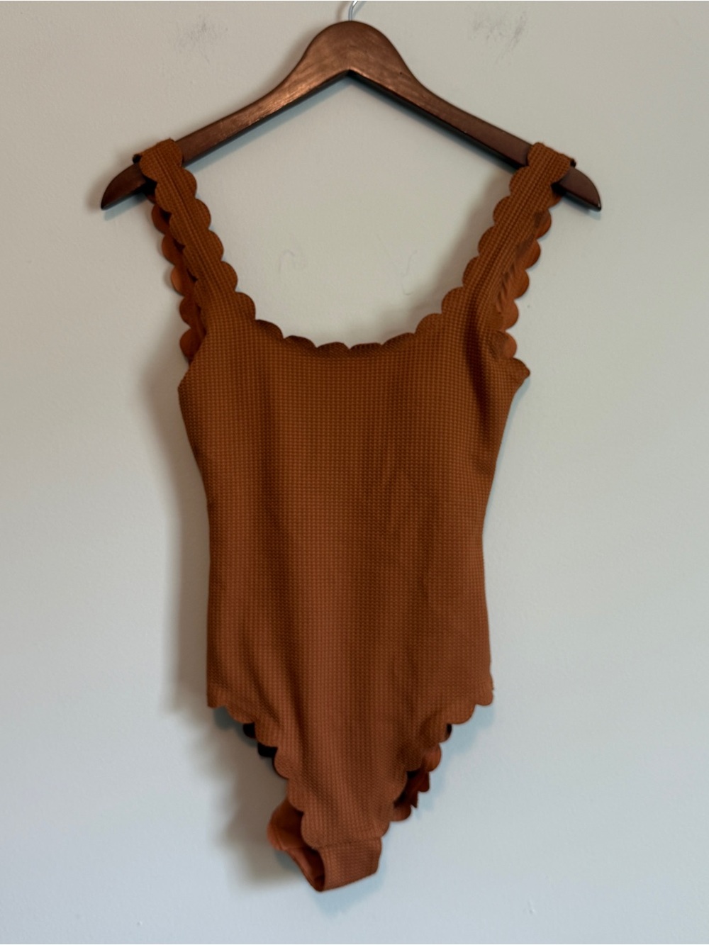 Aerie Scalloped Hem One Piece Swimsuit XS Textured Scoop Back Full Coverage Rust